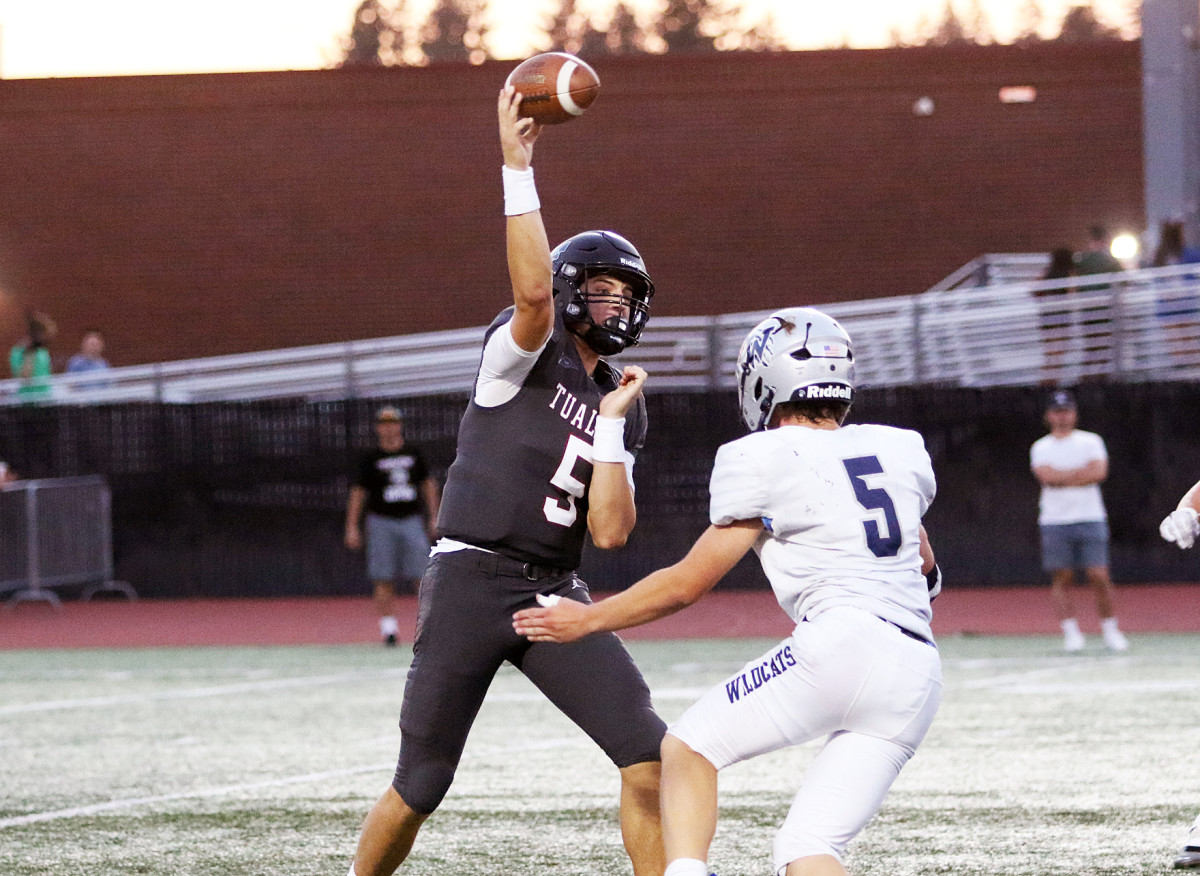 a Tualatin Wilsonville football Oregon September 15 2023 Dan Brood 31